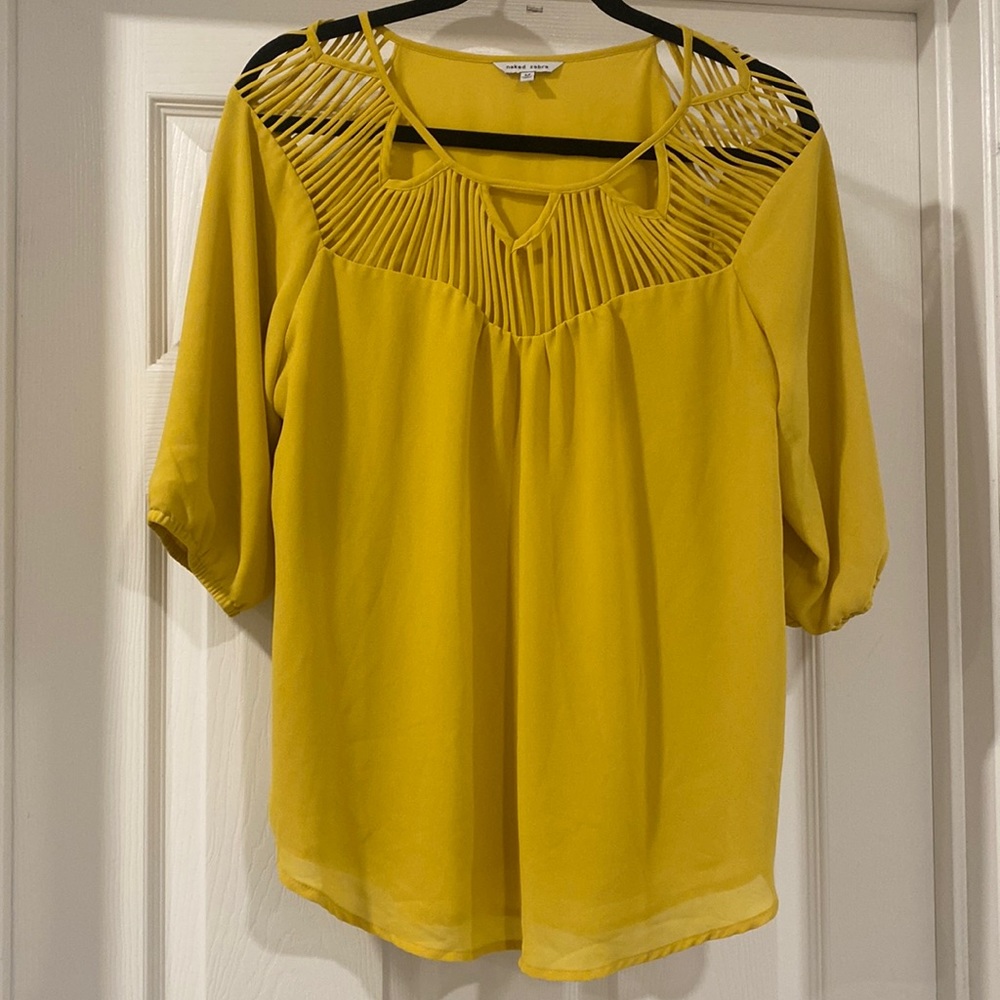 Women’s Cut Out Blouse (Size Medium)